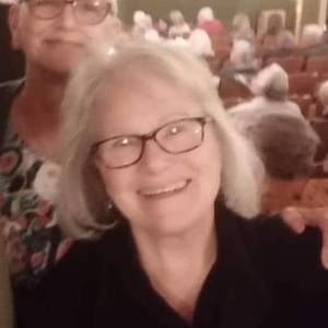 Meet your Posher, Carla